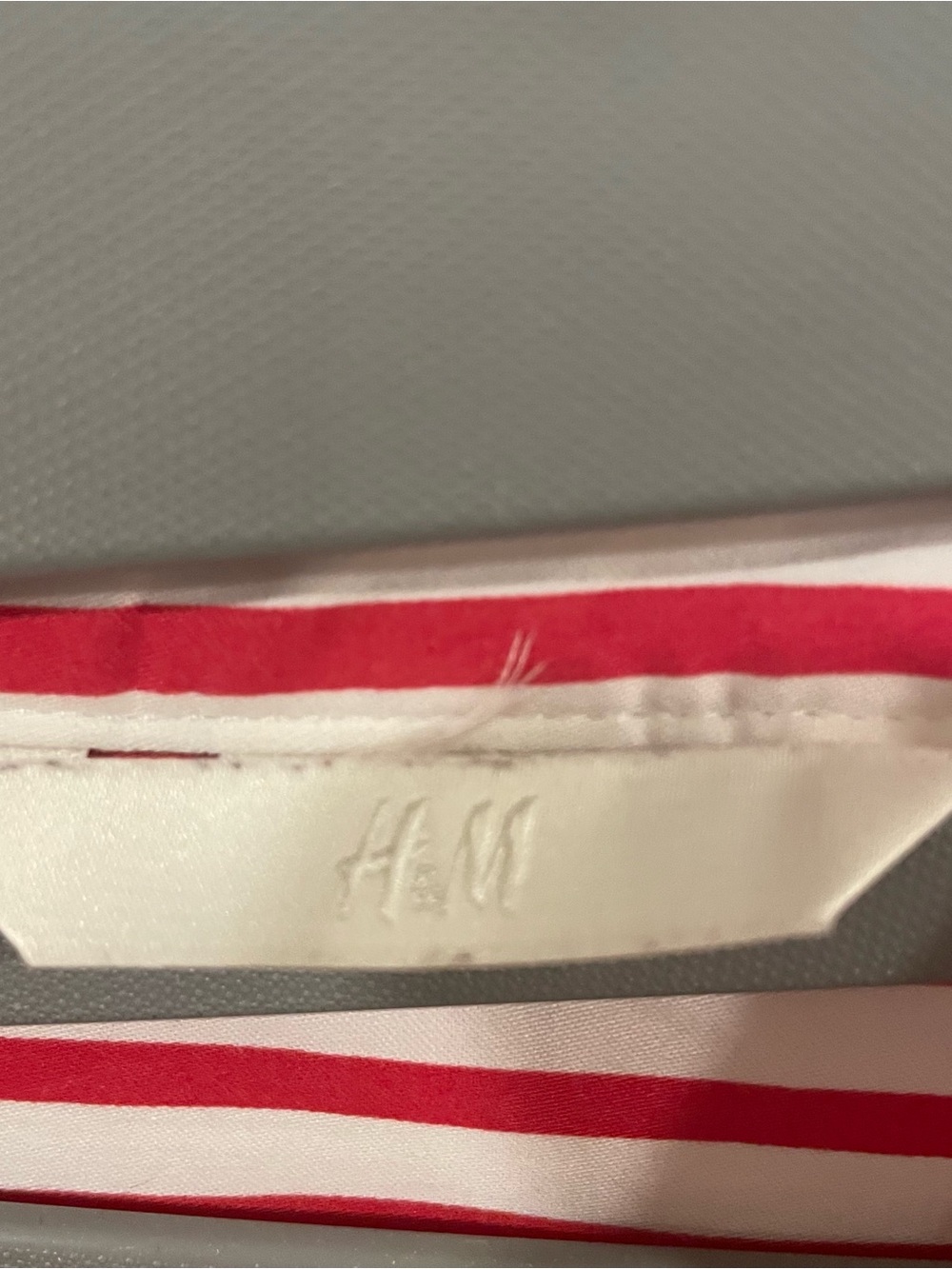 H&M Red and White Vertical Stripe Button-Down Shirt oversized - Picture 7 of 7